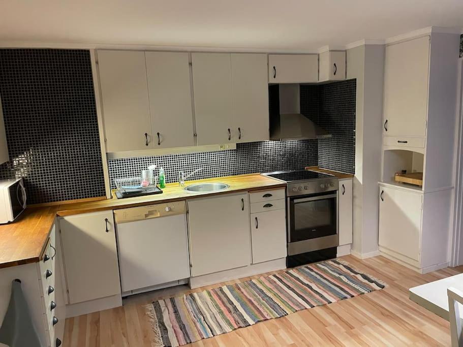Egen Laegenhet Pa Soedermalm Naera Centrum Sundsvall Extérieur photo